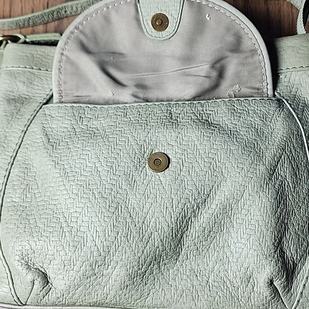 American Leather Co. Crossbody Bag in Soft Green - Picture 3 of 8